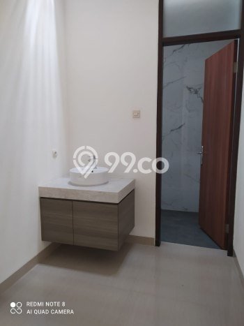 Rumah Luas Asri 4 KT Siap Pakai di Sarijadi Bandung Rumah Luas Asri 4 KT Siap Pakai di Sarijadi Bandung