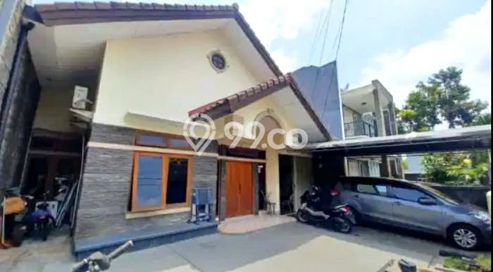 Hunian Eksklusif Siap Huni LT 262m2 di Batununggal, Bandung Hunian Eksklusif Siap Huni LT 262m2 di Batununggal, Bandung