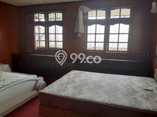 Jual Rumah Luas Megah Dengan View Eksklusif di Cikutra, Bandung Jual Rumah Luas Megah Dengan View Eksklusif di Cikutra, Bandung