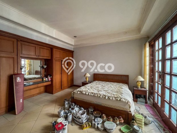 Siap Huni Rumah Mewah 6 Kamar di Batununggal Dekat ke Mana Saja Siap Huni Rumah Mewah 6 Kamar di Batununggal Dekat ke Mana Saja