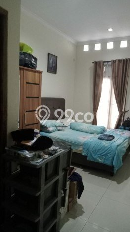 For Sale Rumah 5 Kamar Lokasi Ideal Bagus dan Strategis di Arcamanik For Sale Rumah 5 Kamar Lokasi Ideal Bagus dan Strategis di Arcamanik
