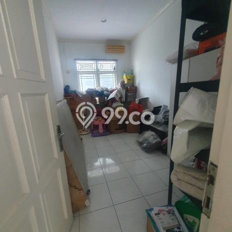 Rumah Berkualitas 4 Kamar Tidur dan 2 Kamar Mandi di Tuparev, Dekat Pusat Kota, Cirebon Rumah Berkualitas 4 Kamar Tidur dan 2 Kamar Mandi di Tuparev, Dekat Pusat Kota, Cirebon