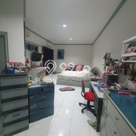 Rumah Berkualitas 4 Kamar Tidur dan 2 Kamar Mandi di Tuparev, Dekat Pusat Kota, Cirebon Rumah Berkualitas 4 Kamar Tidur dan 2 Kamar Mandi di Tuparev, Dekat Pusat Kota, Cirebon