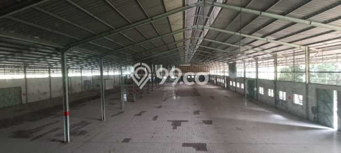 SEWA TERBAIK! Gudang di Gunung Putri, Luas 27000m², Jalan Strategis SEWA TERBAIK! Gudang di Gunung Putri, Luas 27000m², Jalan Strategis
