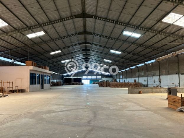 LOKASI STRATEGIS! Gudang di Plumbon, Luas 6400m², Kawasan Berkembang LOKASI STRATEGIS! Gudang di Plumbon, Luas 6400m², Kawasan Berkembang