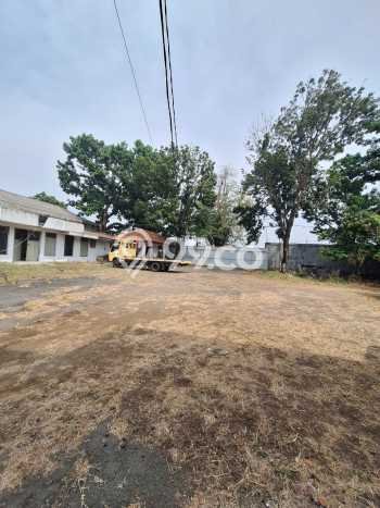 Gudang Kawasan Palimanan, Luas 4000m2m², Lokasi Strategis, Siap Usaha Gudang Kawasan Palimanan, Luas 4000m2m², Lokasi Strategis, Siap Usaha