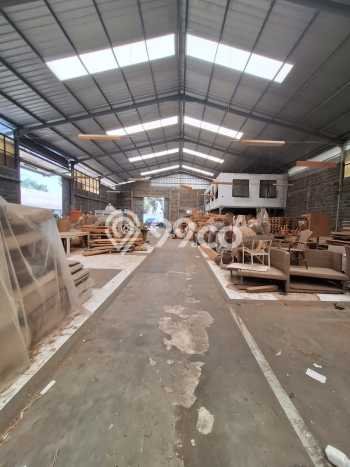 Gudang Kawasan Palimanan, Luas 4000m2m², Lokasi Strategis, Siap Usaha Gudang Kawasan Palimanan, Luas 4000m2m², Lokasi Strategis, Siap Usaha