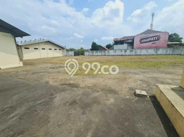 INVESTASI CERDAS! Gudang Kawasan Weru, Luas 1800m², Pusat Bisnis INVESTASI CERDAS! Gudang Kawasan Weru, Luas 1800m², Pusat Bisnis