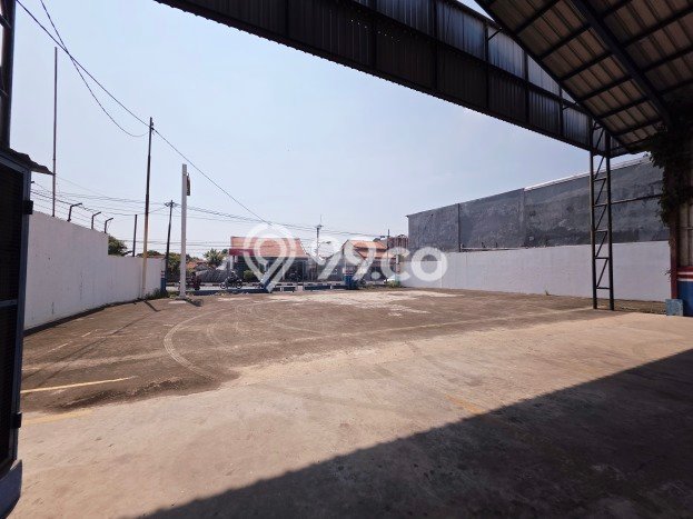 Unit Gudang disewakan di Mundu Cirebon dengan LT 1000m2 / LB 600m2 Unit Gudang disewakan di Mundu Cirebon dengan LT 1000m2 / LB 600m2