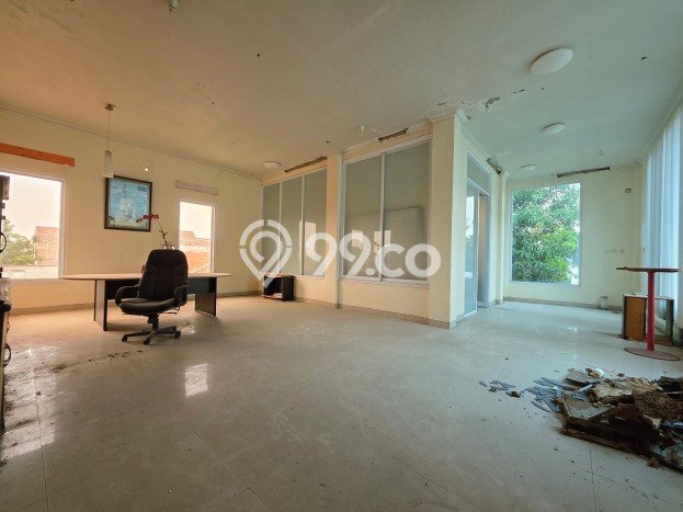 For Sale! Luxury House LT 290m2 Desain Elegan di Cirebon Kota For Sale! Luxury House LT 290m2 Desain Elegan di Cirebon Kota