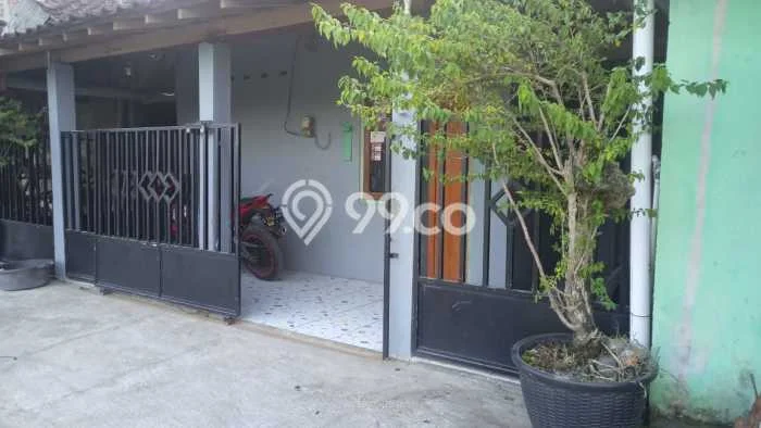 LOKASI TERBAIK! Rumah di Godean, 0 KM, Area Premium, Luas 90m² Bangunan 70m² LOKASI TERBAIK! Rumah di Godean, 0 KM, Area Premium, Luas 90m² Bangunan 70m²