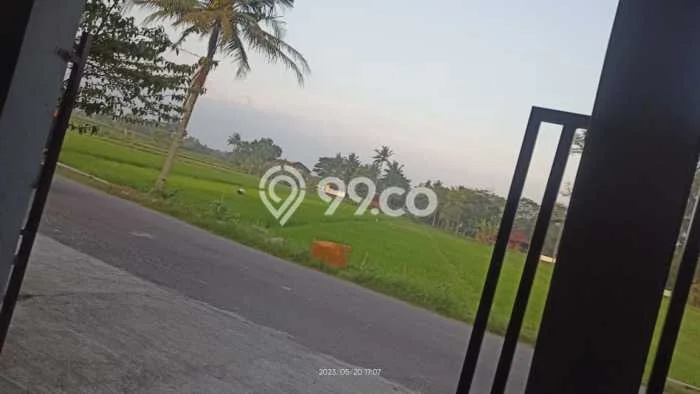 LOKASI TERBAIK! Rumah di Godean, 0 KM, Area Premium, Luas 90m² Bangunan 70m² LOKASI TERBAIK! Rumah di Godean, 0 KM, Area Premium, Luas 90m² Bangunan 70m²