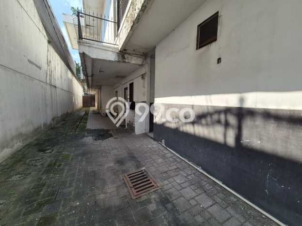 LOKASI BISNIS! Ruko For Rent di Bandung Kota, Luas 621m², Area Strategis LOKASI BISNIS! Ruko For Rent di Bandung Kota, Luas 621m², Area Strategis