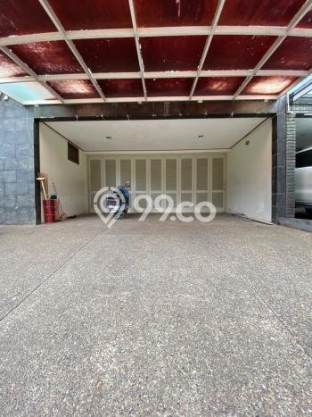 HOT DEAL! Rumah area Setra Duta, 4 KT, Lingkungan Asri, Luas 530m² LB 350m² HOT DEAL! Rumah area Setra Duta, 4 KT, Lingkungan Asri, Luas 530m² LB 350m²