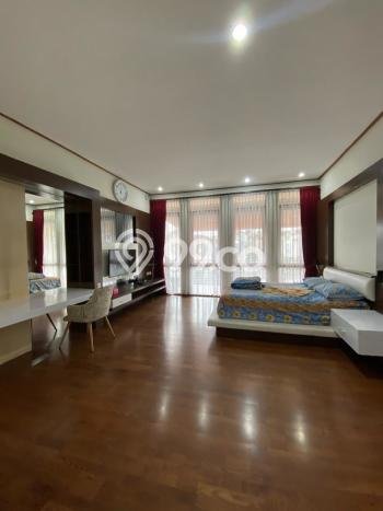 HOT DEAL! Rumah area Setra Duta, 4 KT, Lingkungan Asri, Luas 530m² LB 350m² HOT DEAL! Rumah area Setra Duta, 4 KT, Lingkungan Asri, Luas 530m² LB 350m²