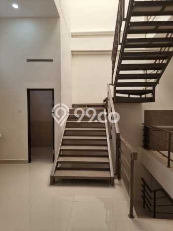 Komersial Area Strategis Kawasan BKR, Luas 610m², Disewakan, Area Bisnis Komersial Area Strategis Kawasan BKR, Luas 610m², Disewakan, Area Bisnis