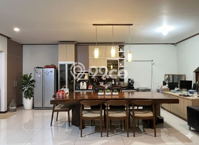 Rumah Luxury Modern Tanpa Renovasi di Setra Duta Bandung Rumah Luxury Modern Tanpa Renovasi di Setra Duta Bandung