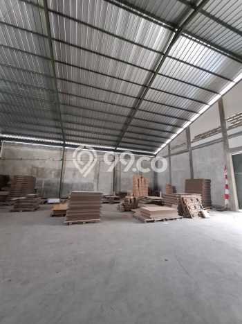 Gudang Kawasan Leuwi Gajah, Luas 700m², Jalan Utama, Area Strategis Gudang Kawasan Leuwi Gajah, Luas 700m², Jalan Utama, Area Strategis