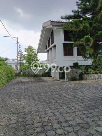 Disewakan! Rumah 4 Kamar Tidur &
4 Kamar Mandi di Setiabudi, Bandung Disewakan! Rumah 4 Kamar Tidur &
4 Kamar Mandi di Setiabudi, Bandung