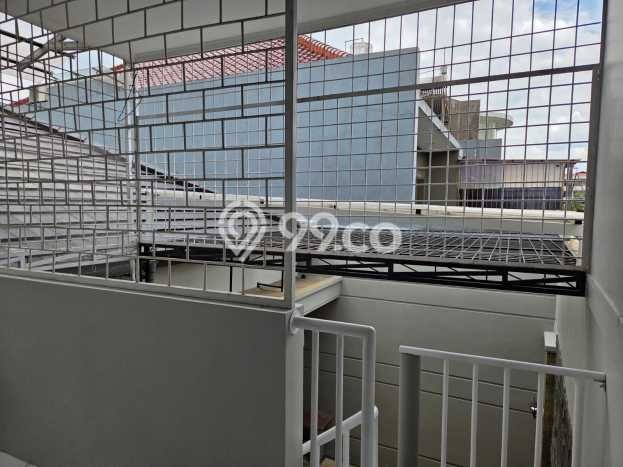 Rumah Elit LB 280m2 Siap Huni Desain Elegan di Singgasana, Bandung Rumah Elit LB 280m2 Siap Huni Desain Elegan di Singgasana, Bandung