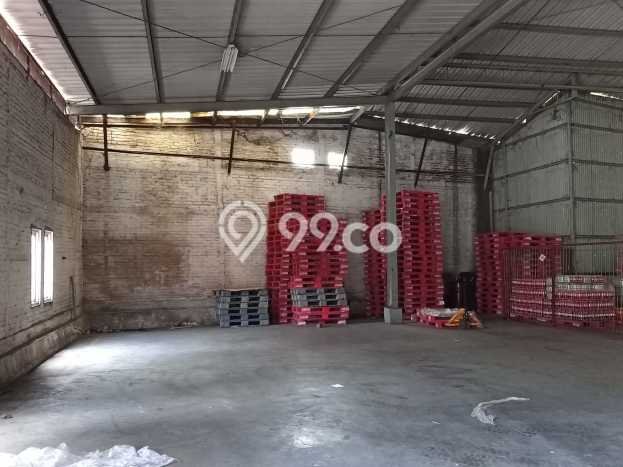 Gudang Disewa di Bandung dengan LB 1150m2 Area Komersial Ramai Gudang Disewa di Bandung dengan LB 1150m2 Area Komersial Ramai