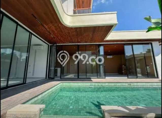 Vila di Canggu, Dimensi 200m², Cocok untuk berbagai keperluan Vila di Canggu, Dimensi 200m², Cocok untuk berbagai keperluan