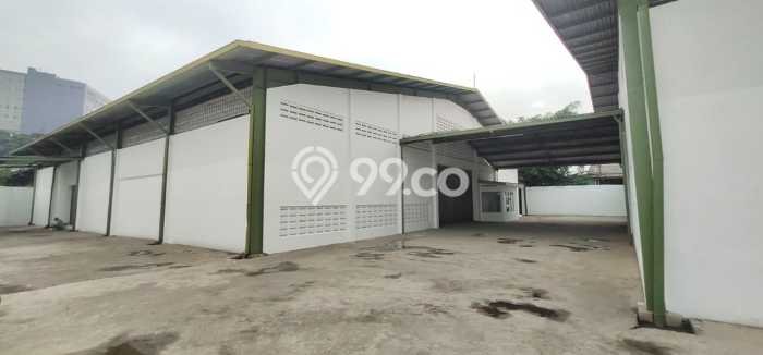 Gudang Disewa di Bandung dengan LB 2066m2 Area Komersial Ramai Gudang Disewa di Bandung dengan LB 2066m2 Area Komersial Ramai