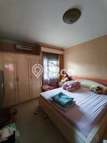 Rumah Elit Modern Tanpa Renovasi di Moch Toha Bandung Rumah Elit Modern Tanpa Renovasi di Moch Toha Bandung