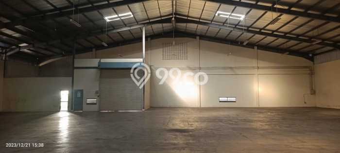 LOKASI STRATEGIS! Gudang di Kopo, Luas 252m², Kawasan Ramai, Siap Bisnis LOKASI STRATEGIS! Gudang di Kopo, Luas 252m², Kawasan Ramai, Siap Bisnis