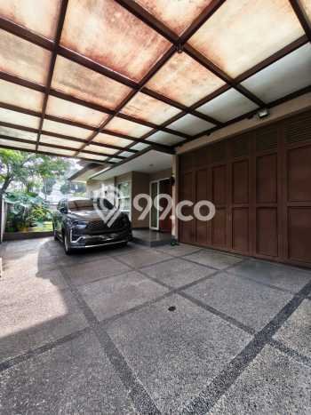 Rumah Elit Modern Tanpa Renovasi di Moch Toha Bandung Rumah Elit Modern Tanpa Renovasi di Moch Toha Bandung