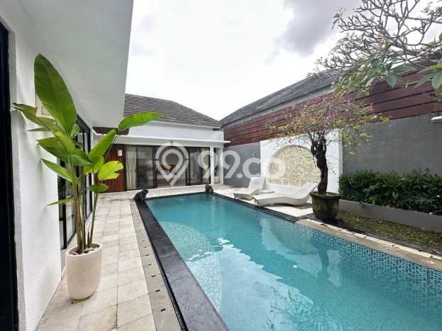 Jual Rumah Luas Elegan Dengan View Eksklusif di Umalas, Badung Jual Rumah Luas Elegan Dengan View Eksklusif di Umalas, Badung