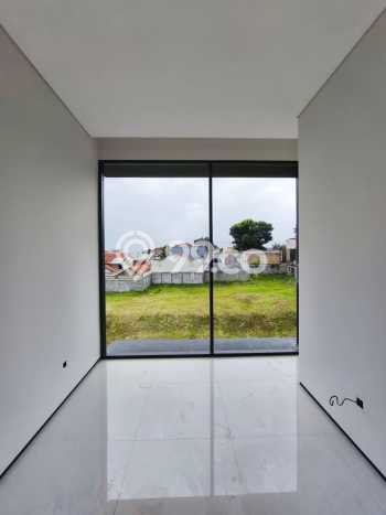 Jual Rumah Mewah Megah Dengan View Cantik di Setra Duta, Bandung Jual Rumah Mewah Megah Dengan View Cantik di Setra Duta, Bandung