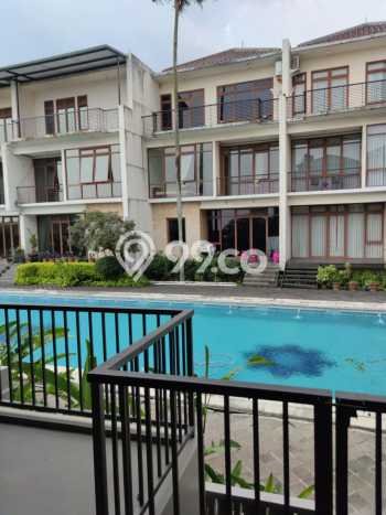 Rumah 4 KT 4 KM Luas Tanah 157m², Luas Bangunan 298m² di Setra Duta, Bandung Rumah 4 KT 4 KM Luas Tanah 157m², Luas Bangunan 298m² di Setra Duta, Bandung