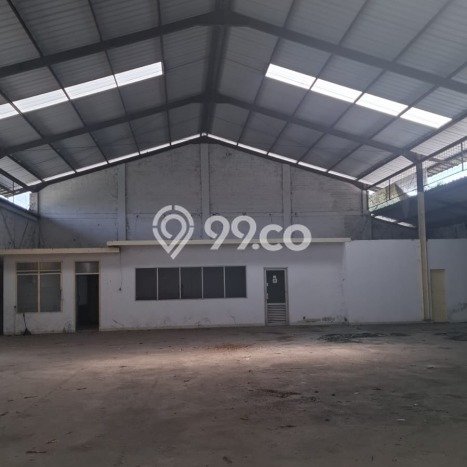 Disewakan Gudang di Kawasan Ramai Soekarno Hatta Luas 800m2 Disewakan Gudang di Kawasan Ramai Soekarno Hatta Luas 800m2