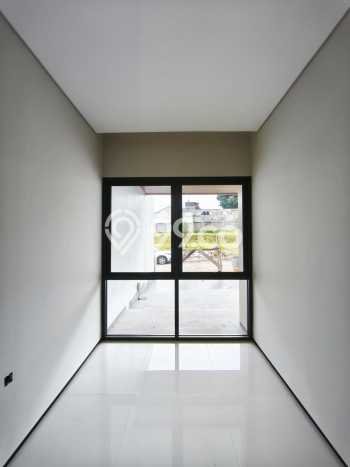 Jual Rumah Mewah Megah Dengan View Cantik di Setra Duta, Bandung Jual Rumah Mewah Megah Dengan View Cantik di Setra Duta, Bandung