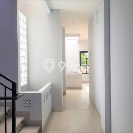 Dijual Rumah Luas Elegan Dengan View Eksklusif di Riau, Bandung Dijual Rumah Luas Elegan Dengan View Eksklusif di Riau, Bandung