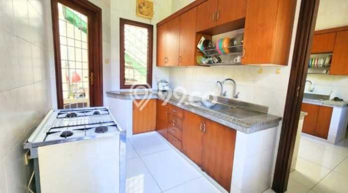 Rumah Mewah LB 285m2 Siap Pakai Desain Elegan di Renon, Denpasar Rumah Mewah LB 285m2 Siap Pakai Desain Elegan di Renon, Denpasar