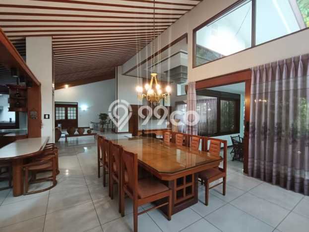 Disewakan! Rumah 4 Kamar Tidur &
4 Kamar Mandi di Setiabudi, Bandung Disewakan! Rumah 4 Kamar Tidur &
4 Kamar Mandi di Setiabudi, Bandung