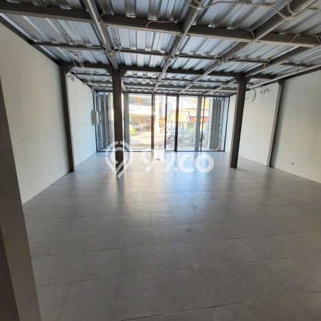 Dijual Komersial Area Komersial di Antapani, Luas 580m², Jalan Raya Dijual Komersial Area Komersial di Antapani, Luas 580m², Jalan Raya