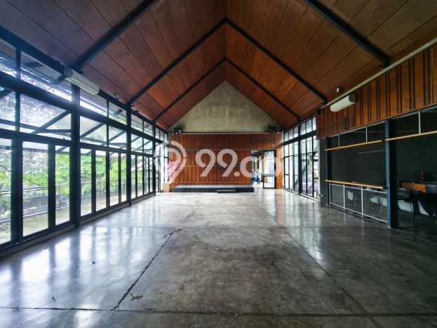 Disewakan Komersial di Kawasan Ramai Ciumbuleuit Luas 1700m2 Disewakan Komersial di Kawasan Ramai Ciumbuleuit Luas 1700m2