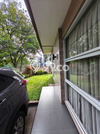 Rumah Elit Modern Tanpa Renovasi di Moch Toha Bandung Rumah Elit Modern Tanpa Renovasi di Moch Toha Bandung