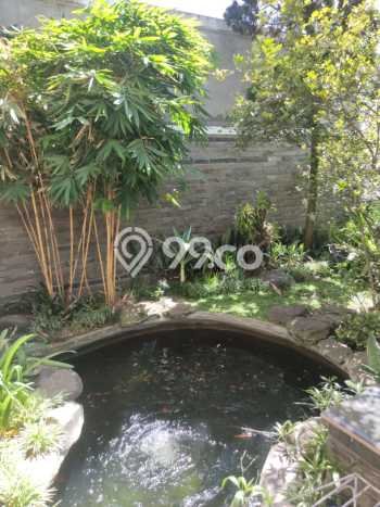 For Sale! Luxury House LT 561m2 Desain Modern di Setra Duta For Sale! Luxury House LT 561m2 Desain Modern di Setra Duta