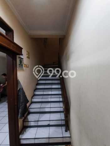 Rumah Elit Modern Tanpa Renovasi di Moch Toha Bandung Rumah Elit Modern Tanpa Renovasi di Moch Toha Bandung