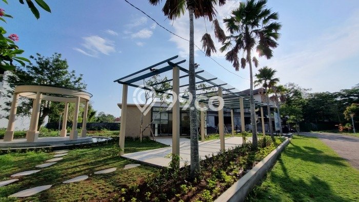 BISNIS POTENSIAL! Vila Kawasan , Area 97m2m², Prospek Menjanjikan BISNIS POTENSIAL! Vila Kawasan , Area 97m2m², Prospek Menjanjikan