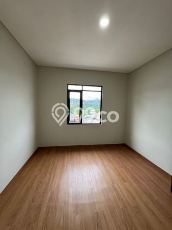 Jual Rumah Luas Megah Dengan View Cantik di Dago Pakar, Bandung Jual Rumah Luas Megah Dengan View Cantik di Dago Pakar, Bandung