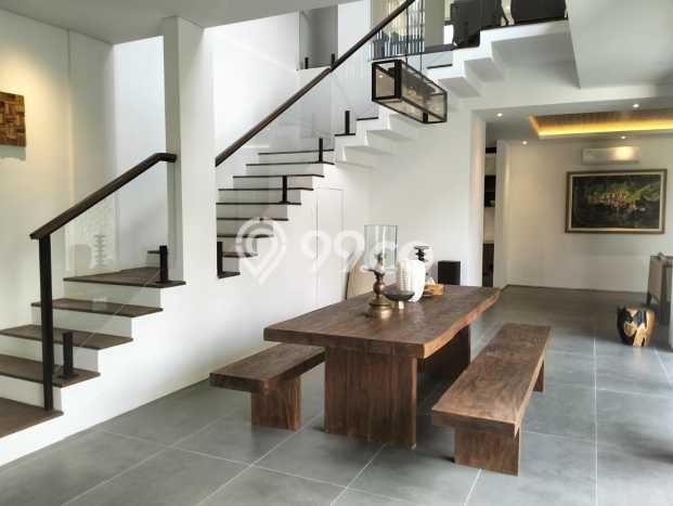 Vila Premium di Seminyak, Luas 280m², Lingkungan Tenang dan nyaman Vila Premium di Seminyak, Luas 280m², Lingkungan Tenang dan nyaman