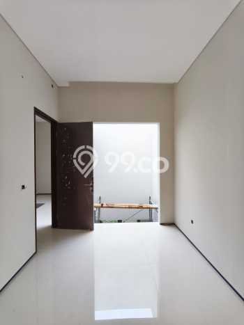 Jual Rumah Mewah Megah Dengan View Cantik di Setra Duta, Bandung Jual Rumah Mewah Megah Dengan View Cantik di Setra Duta, Bandung