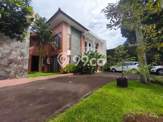 Rumah Elit LB 600m2 Siap Pakai Desain Elegan di Sariwangi, Bandung Rumah Elit LB 600m2 Siap Pakai Desain Elegan di Sariwangi, Bandung