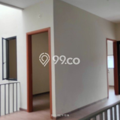 Rumah Mewah LB 200m2 Siap Huni Desain Elegan di Mekar Wangi, Bandung Rumah Mewah LB 200m2 Siap Huni Desain Elegan di Mekar Wangi, Bandung