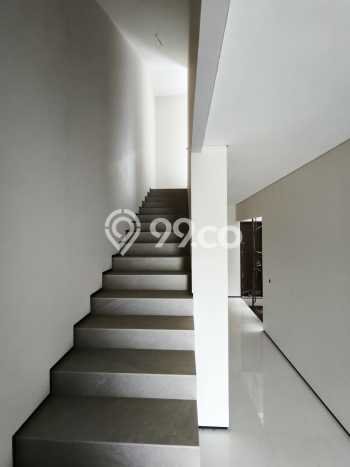 Jual Rumah Mewah Megah Dengan View Cantik di Setra Duta, Bandung Jual Rumah Mewah Megah Dengan View Cantik di Setra Duta, Bandung